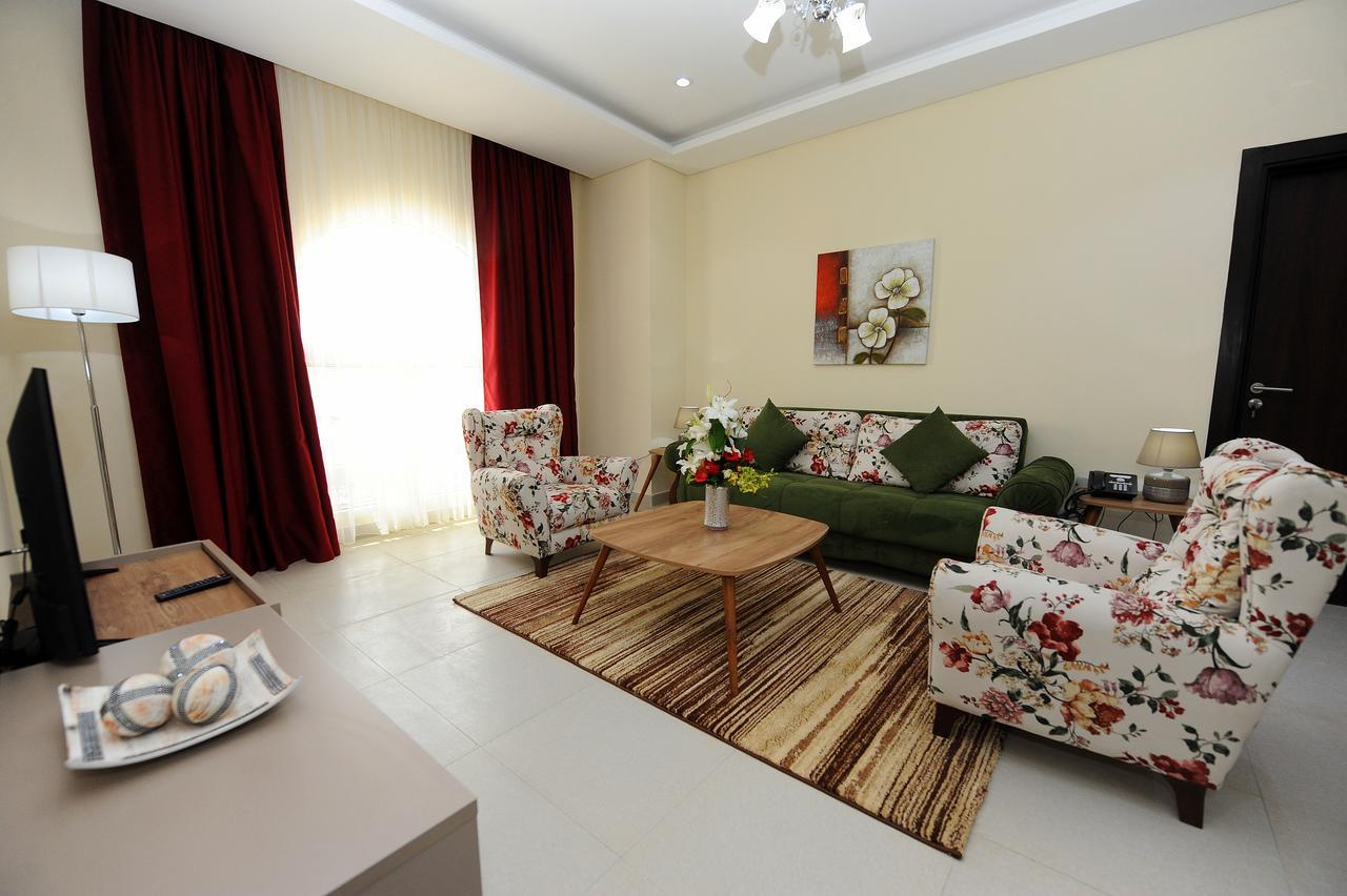 Al Mansour Park Inn Hotel&Apartment Doha Bagian luar foto