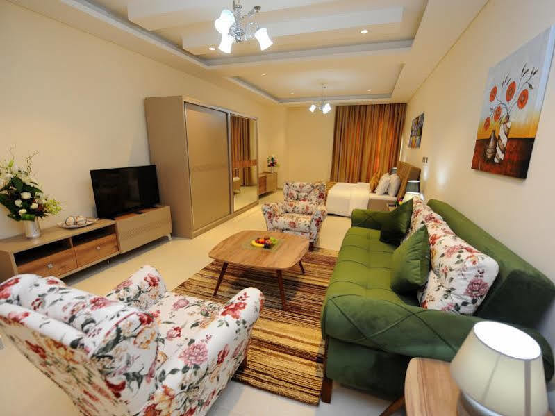 Al Mansour Park Inn Hotel&Apartment Doha Bagian luar foto
