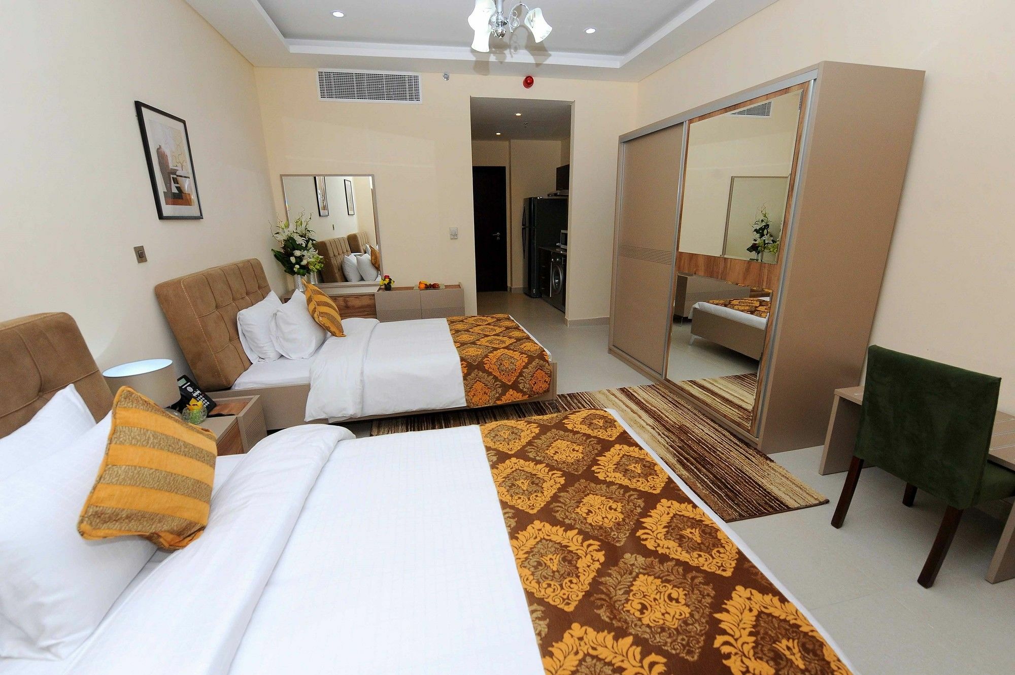Al Mansour Park Inn Hotel&Apartment Doha Bagian luar foto