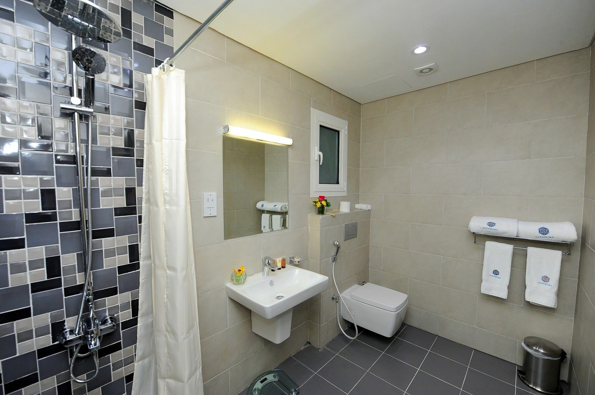 Al Mansour Park Inn Hotel&Apartment Doha Bagian luar foto